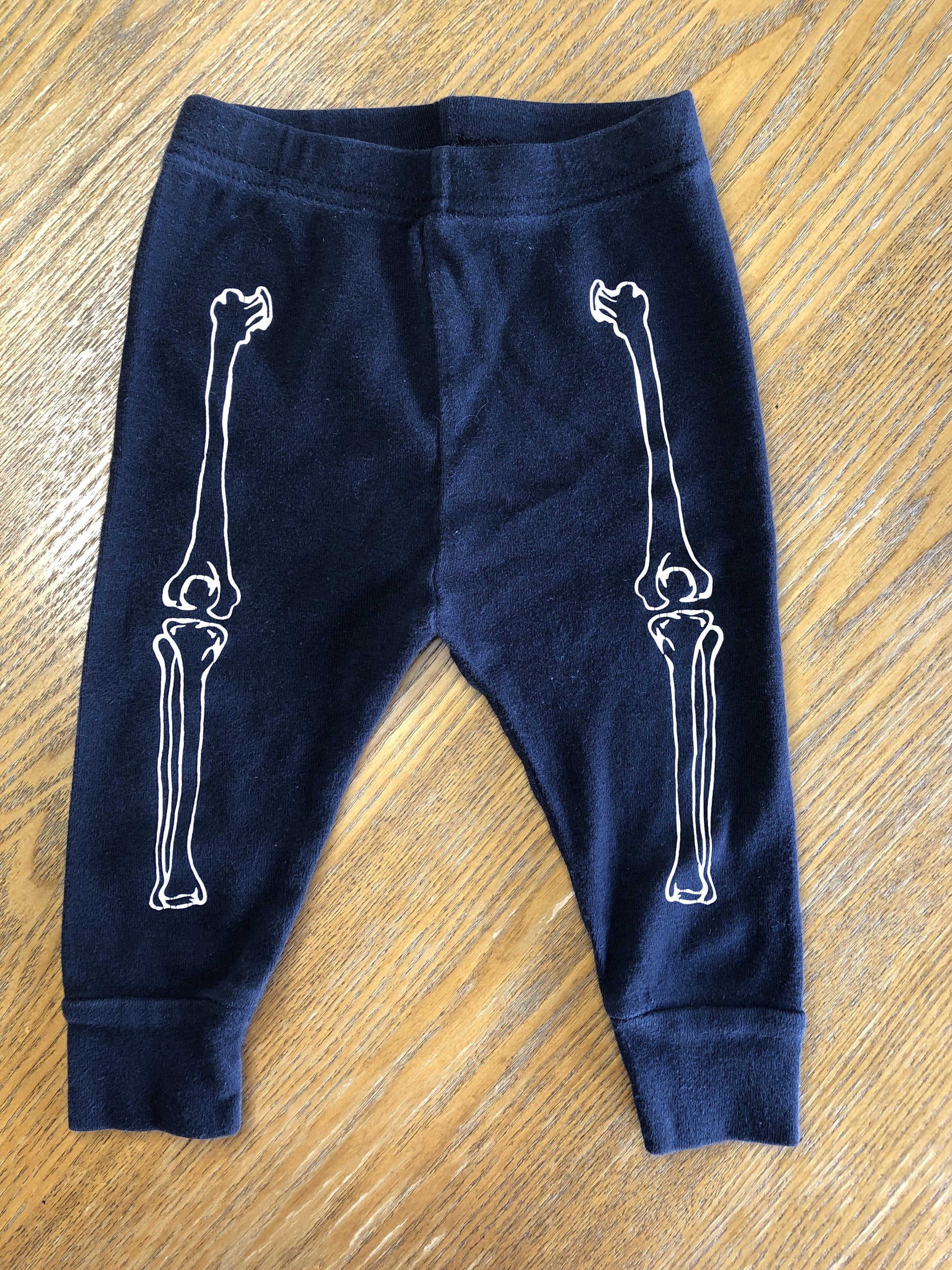 Old Navy Boys Black | Skeleton Pajamas Size: 6-12 months Black | Skeleton