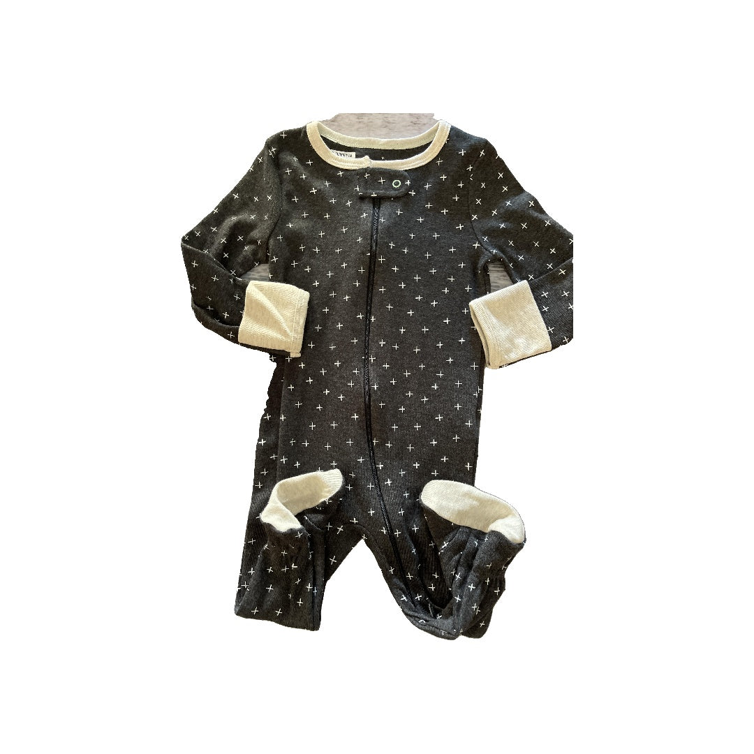 Cloud Island Boys Black | Stars Pajamas Size: 6-9 months Black | Stars