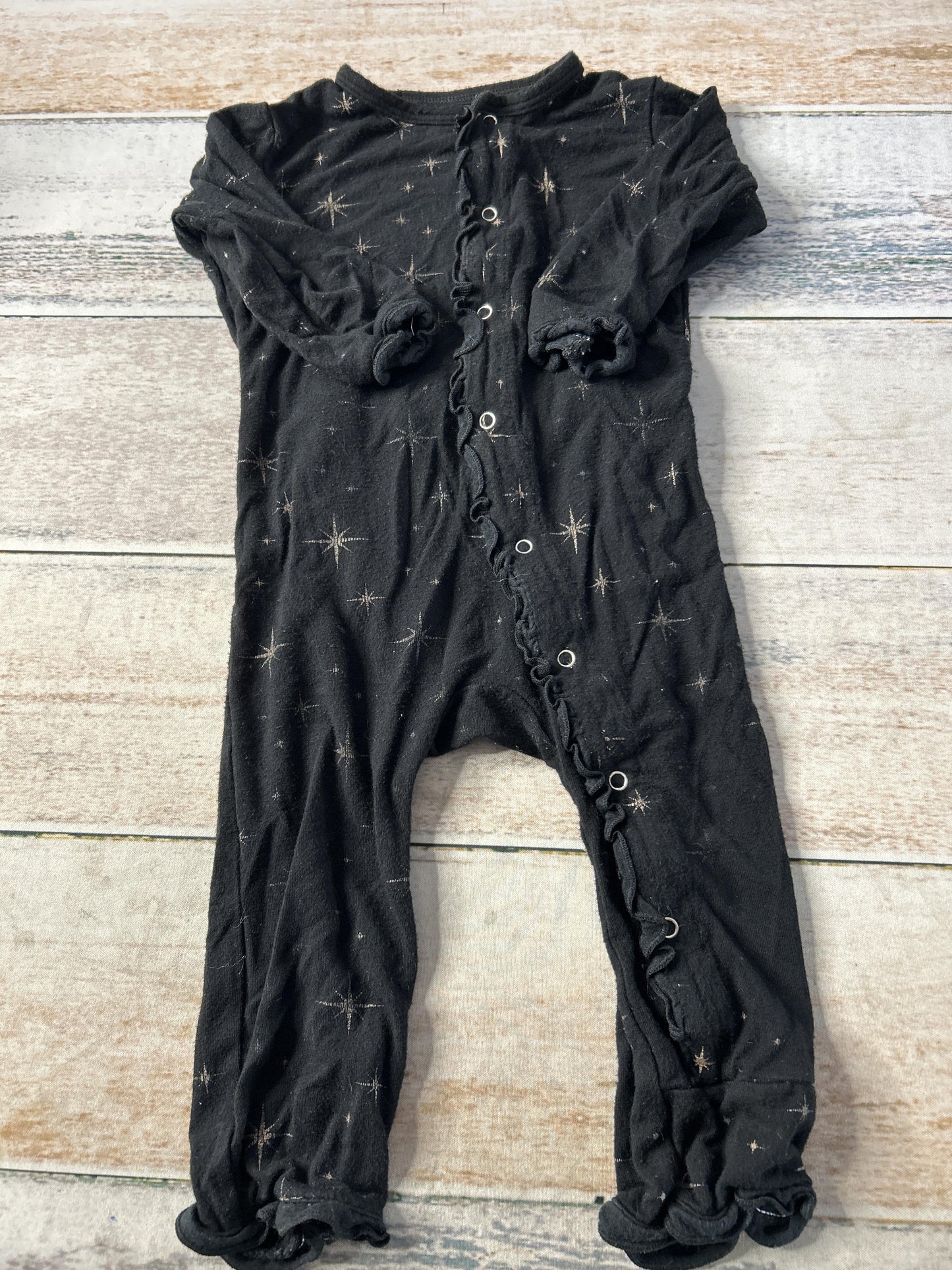 KicKee Pants Girls Black | Stars Long Sleeve Outfit Size: 6-9 months Black | Stars