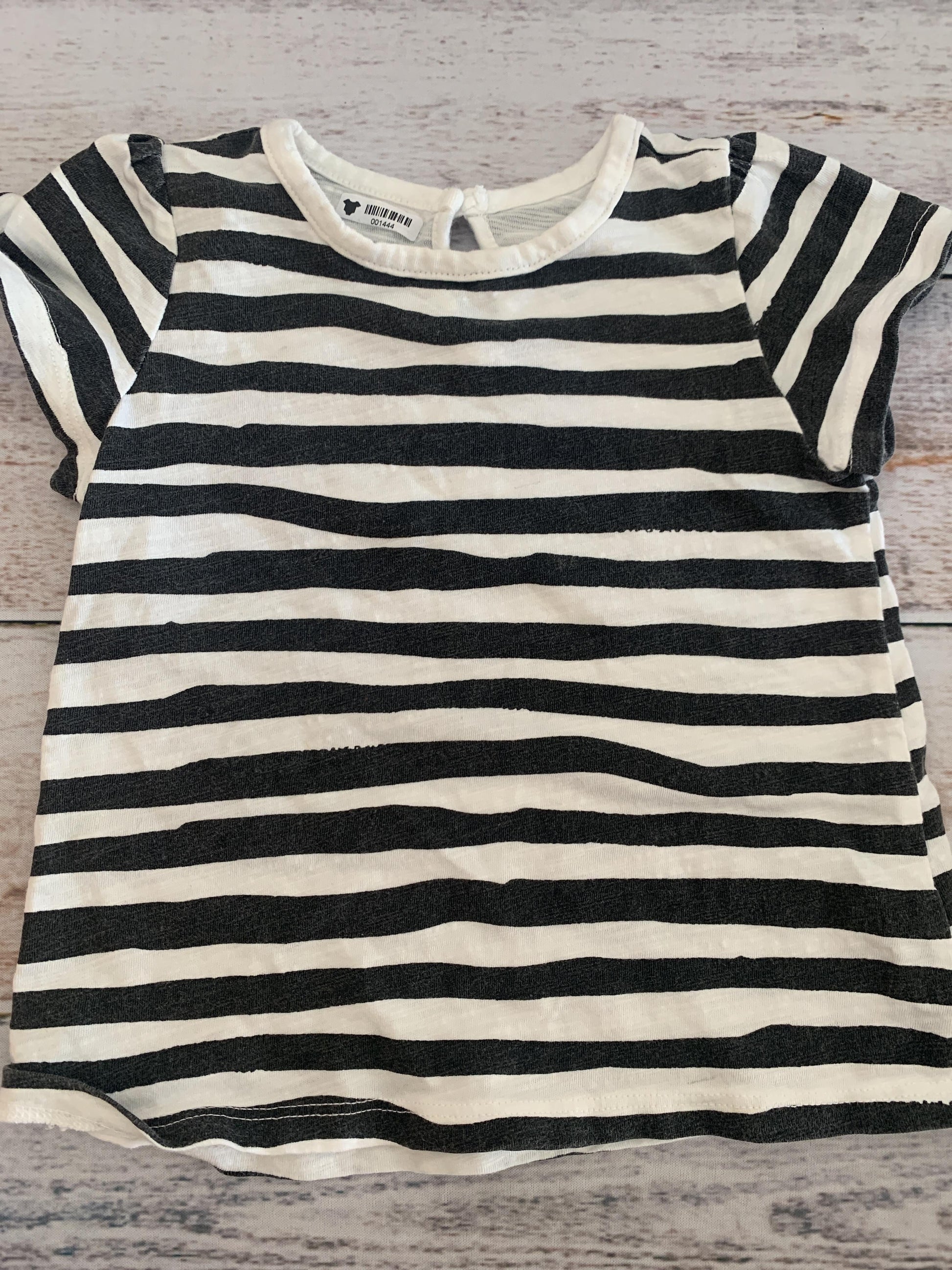 Little Starters Girls Black | Striped | White T-Shirt Size: 18-24 months Black | Striped | White