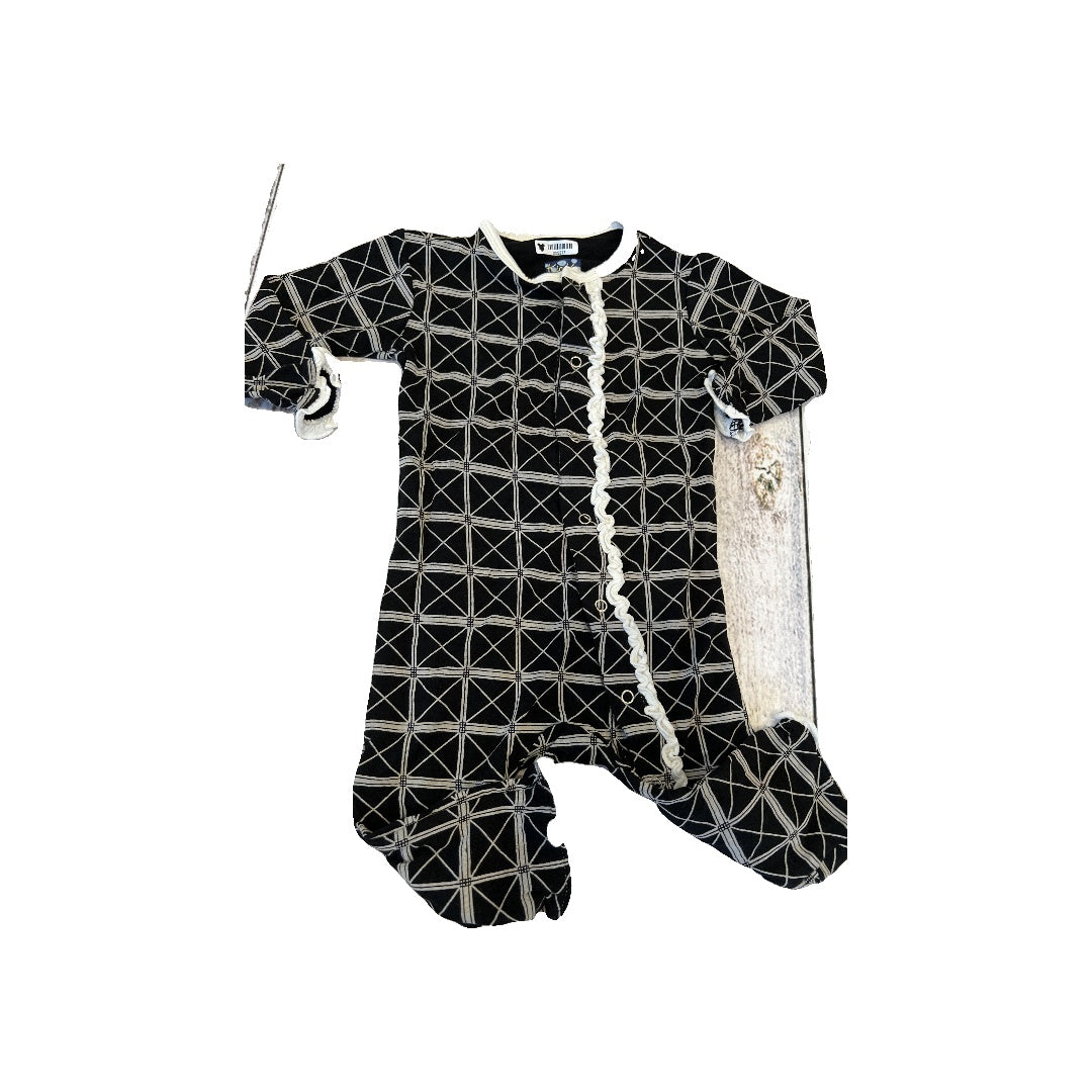 KicKee Pants Girls Black | White | Shapes Long Sleeve Outfit Size: 3-6 months Black | White | Shapes