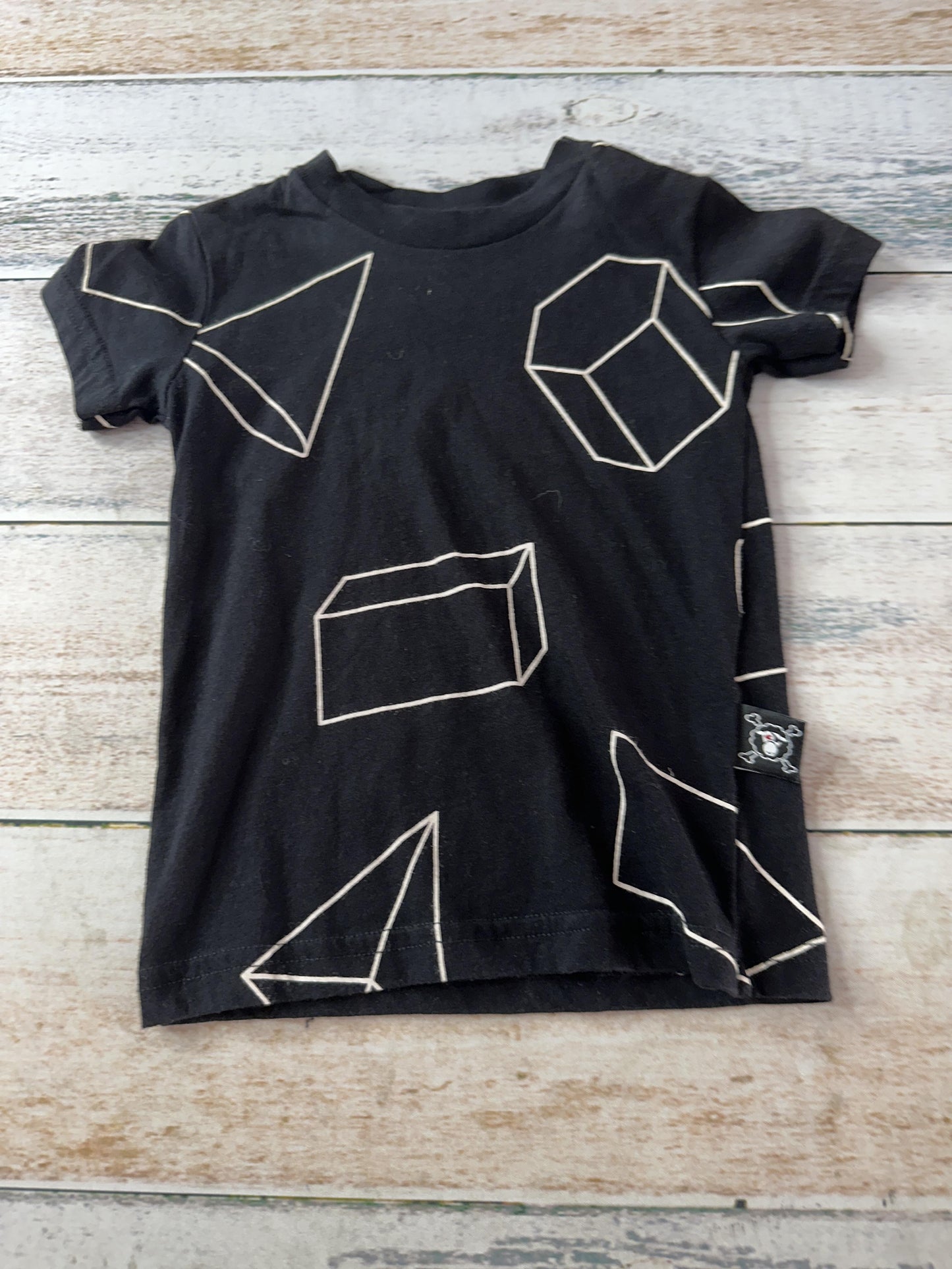 Nununu Unisex Black | White | Shapes T-Shirt Size: 18-24 months Black | White | Shapes