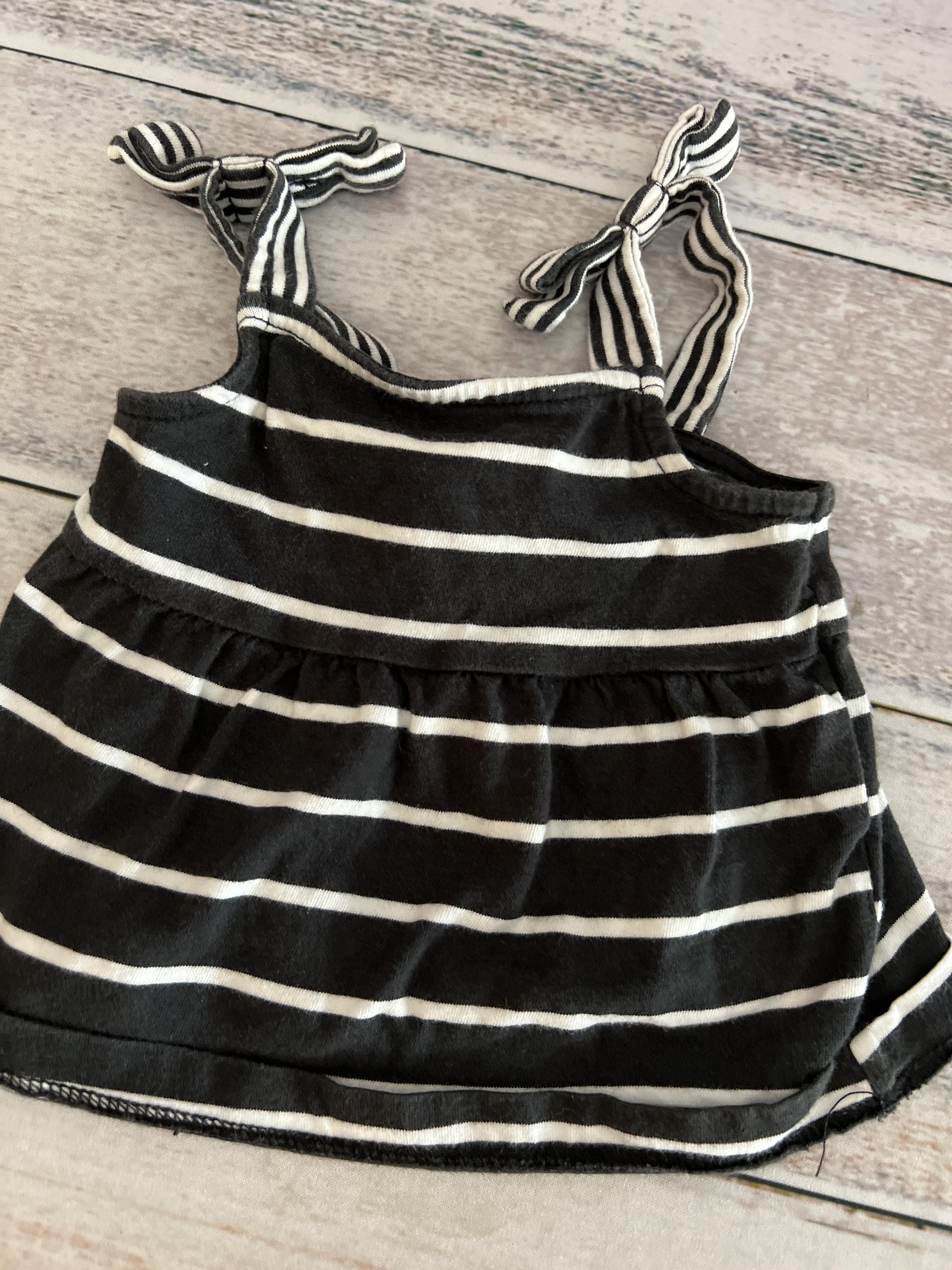 Carters Girls Black | White | Stripe Tank Top Size: 0-3 months Black | White | Stripe