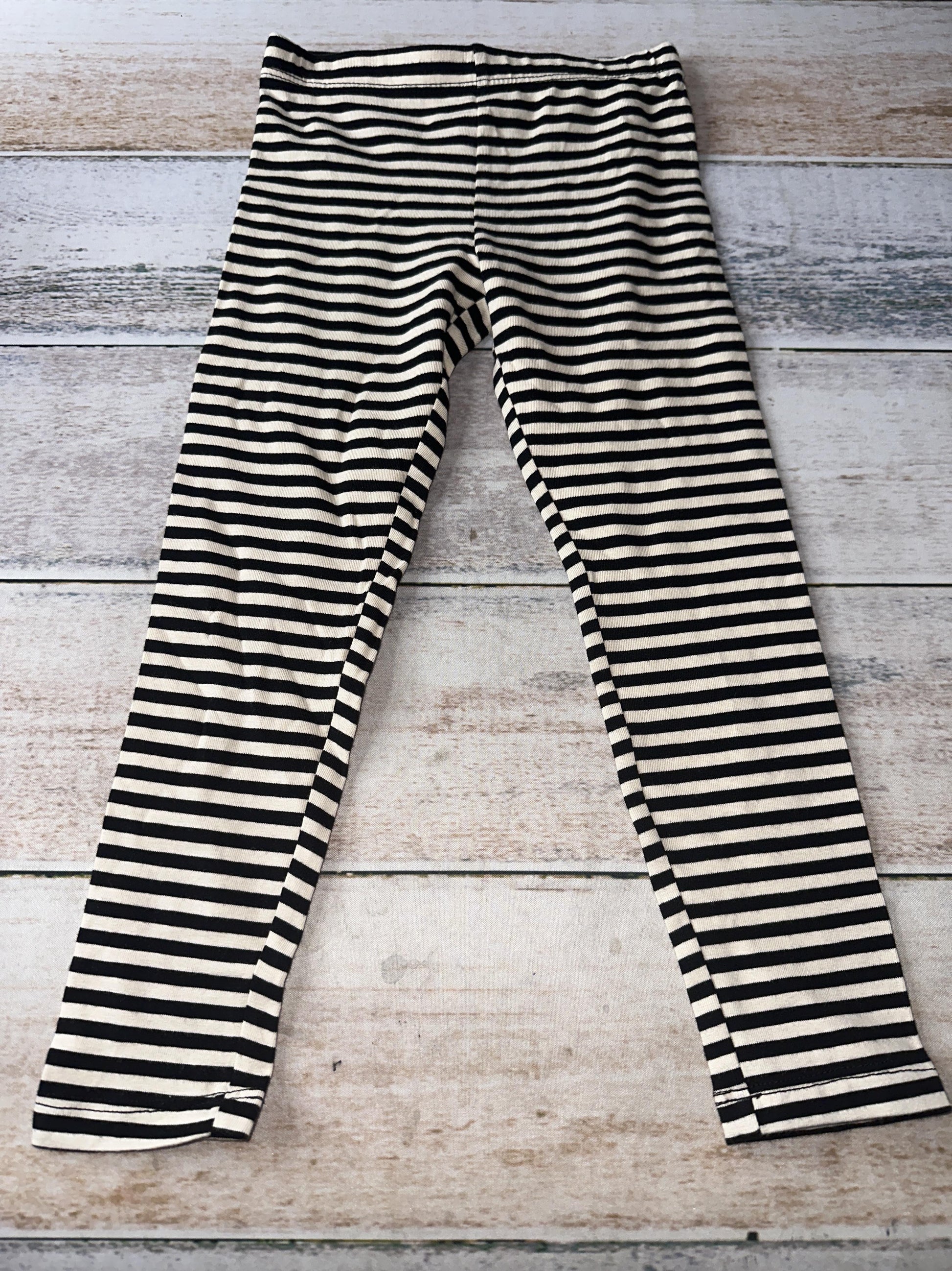H&M Girls Black | White | Stripe Pants Size: 3T Black | White | Stripe