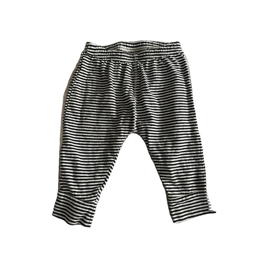 Carters Unisex Black | White | Striped Pants Size: 3-6 months Black | White | Striped