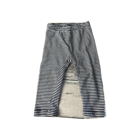 Unisex Black | White | Striped Pants Size: 12-18 months Black | White | Striped