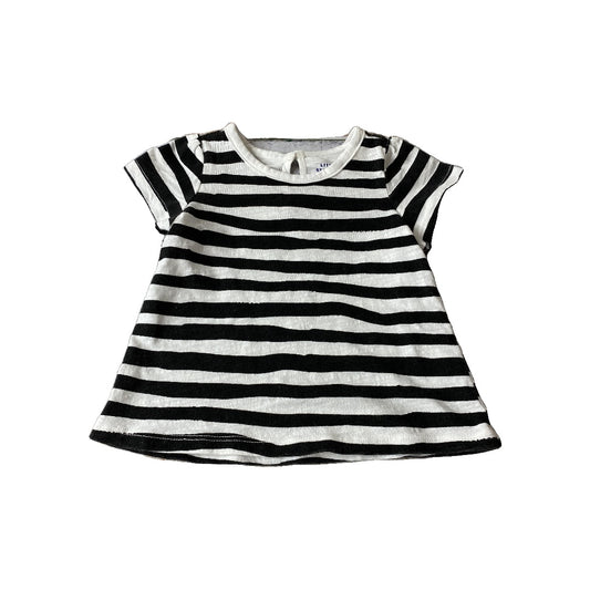 Little Starters Girls Black | White | Striped T-Shirt Size: 12-18 months Black | White | Striped