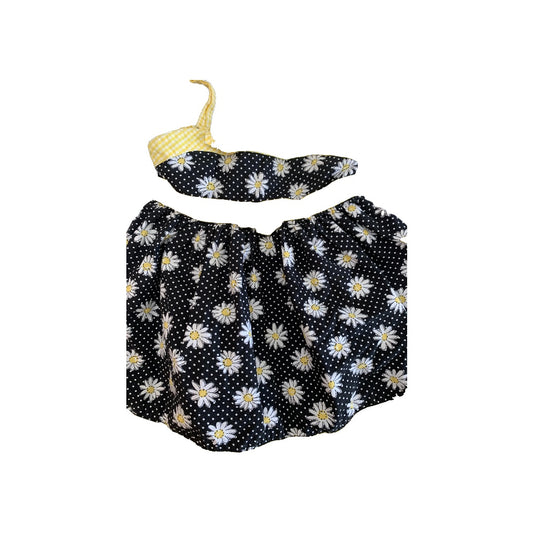 Girls Black | White | Yellow | Flowers Dress Size: 18 months Black | White | Yellow | Flowers