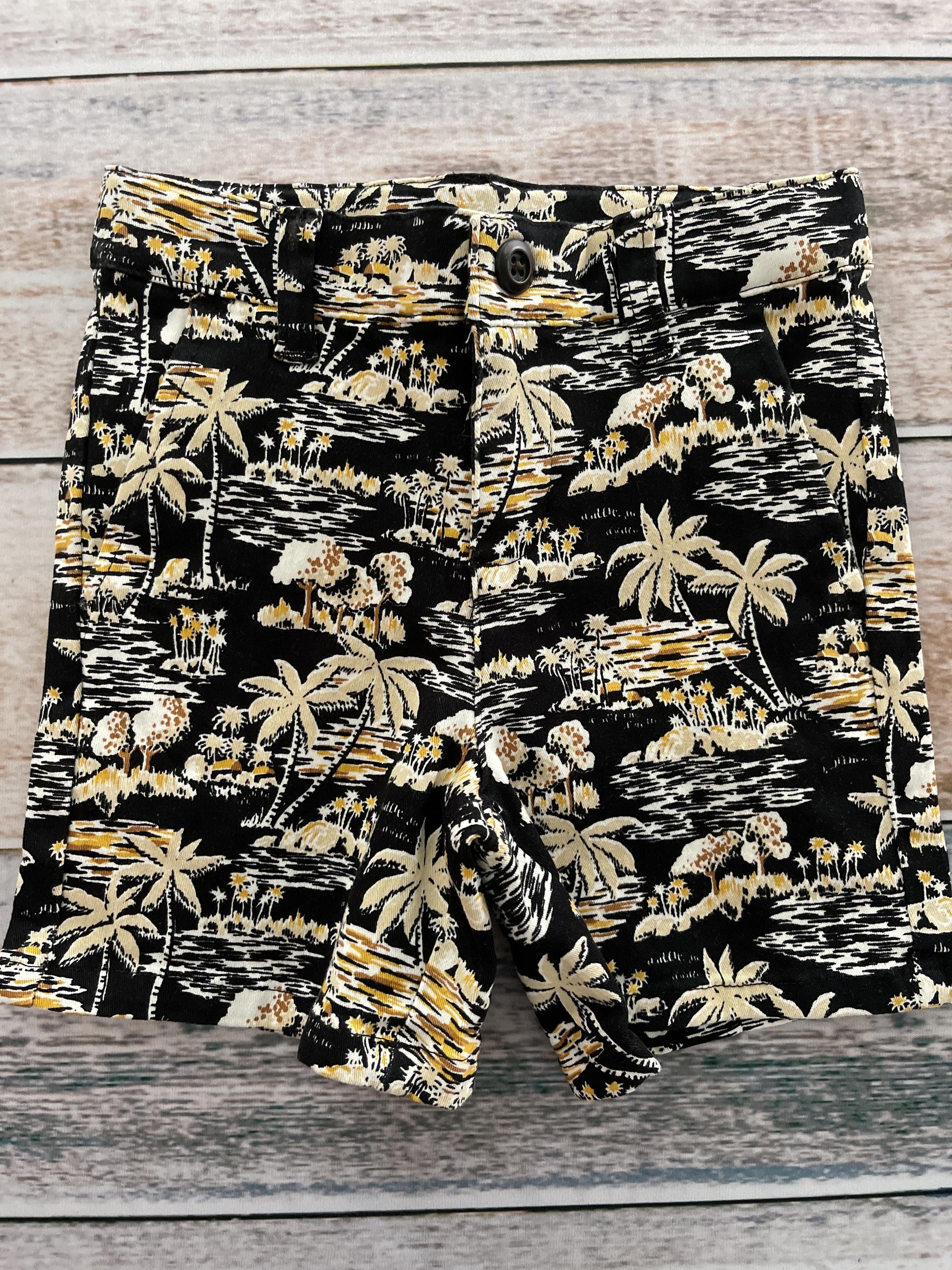 Janie and Jack Boys Black | White | Yellow Shorts Size: 2T Black | White | Yellow