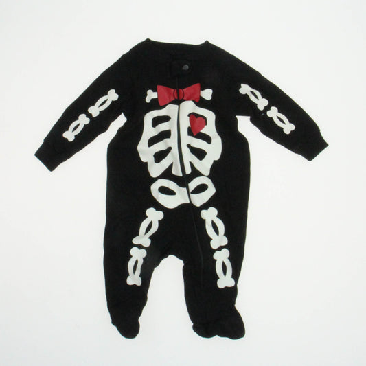 Unknown Brand Boys Black | White Long Sleeve Outfit Size: 0-3 Months