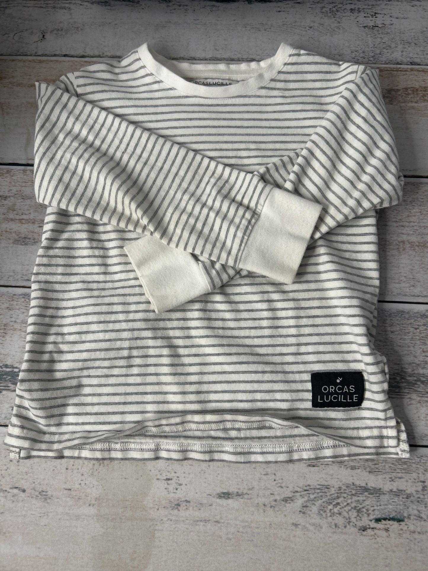 Unisex Black | White Long Sleeve Shirt Size: 3T Black | White