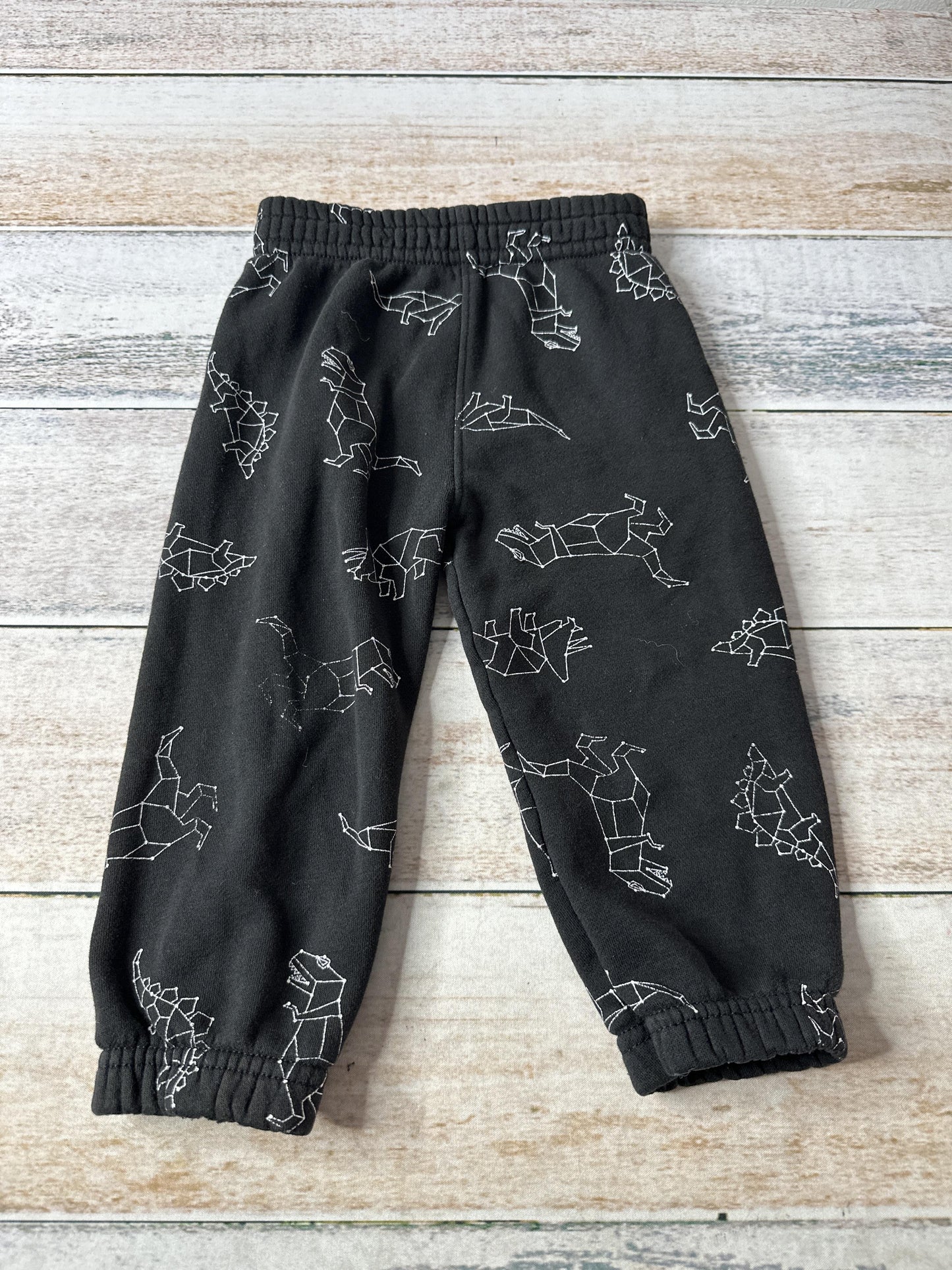 Garanimals Boys Black | White Athletic Pants Size: 2T Black | White