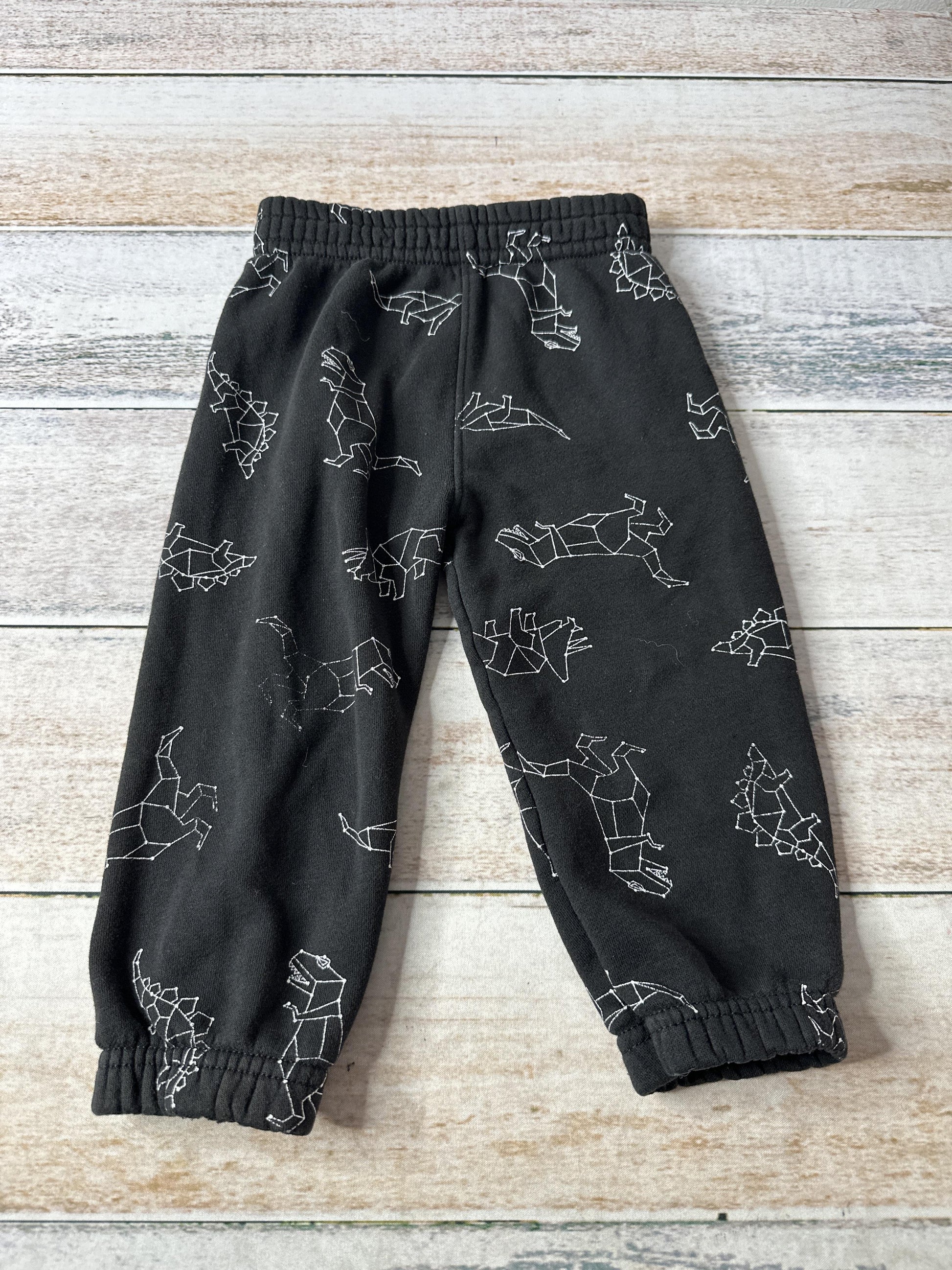 Garanimals Boys Black | White Athletic Pants Size: 2T Black | White