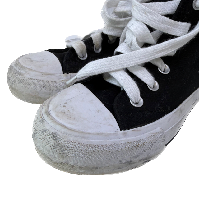 Wonder Nation Unisex Black | White Sneakers Size: Youth 3 Black | White