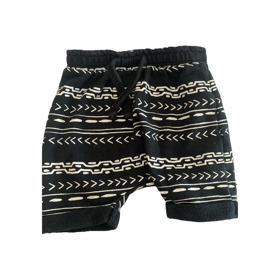Old Navy Boys Black | White Shorts Size: 6-12 months Black | White