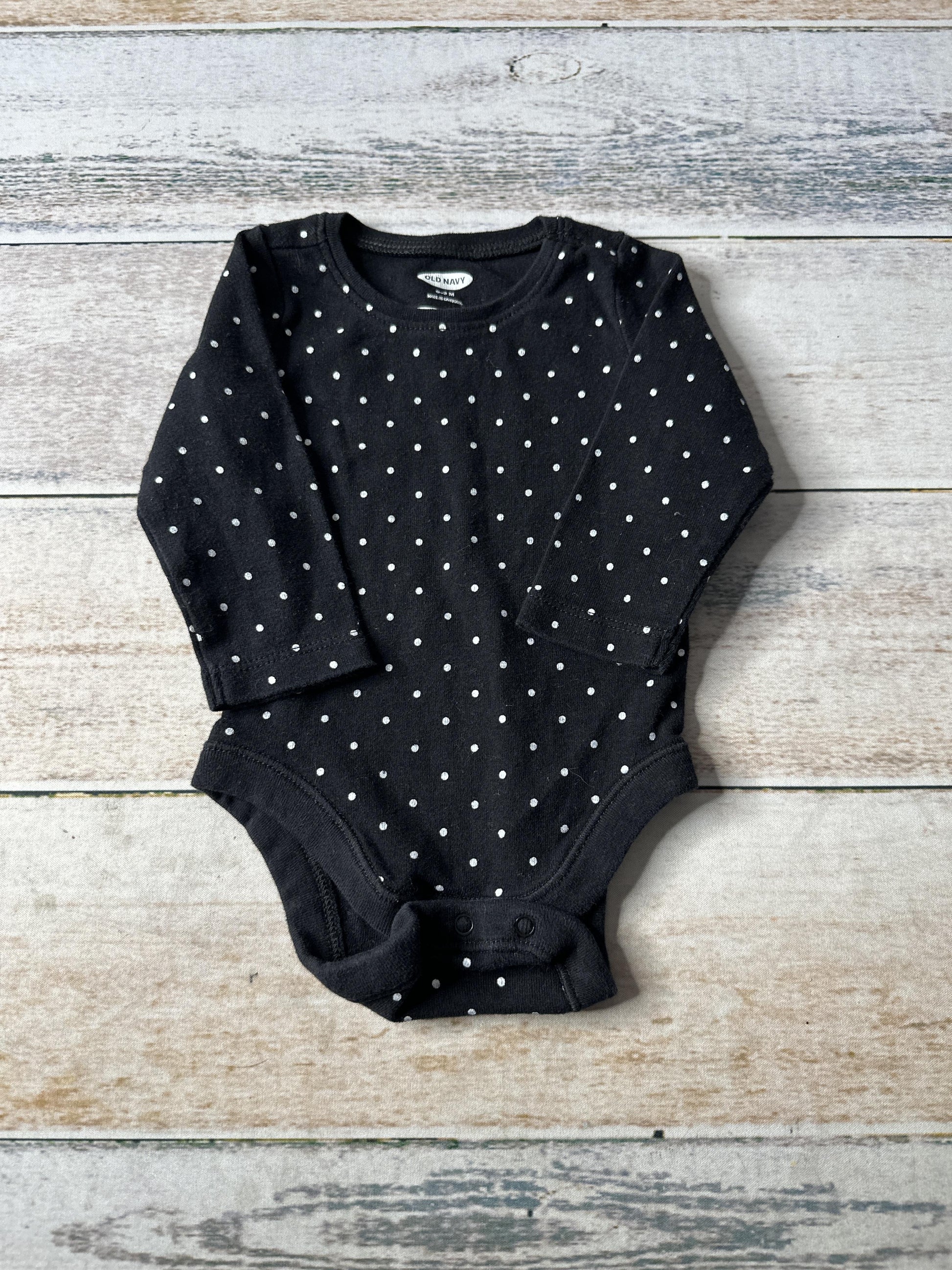 Old Navy Girls Black | White Onesie Size: 0-3 months Black | White