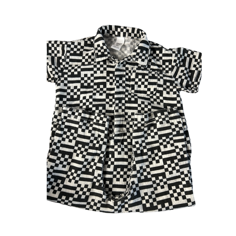 Open Edit Unisex Black | White Romper Size: 18-24 months Black | White