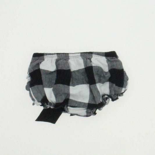 Ruffle Butts Girls Black | White Shorts Size: 3-6 Months Black | White