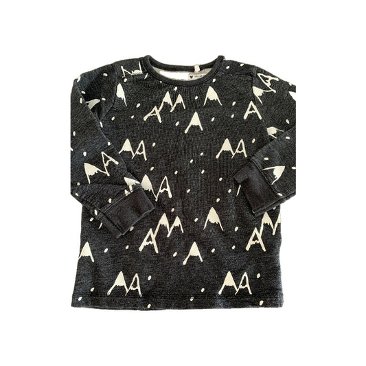 Oliver & Rain Boys Black | White Sweater Size: 3T Black | White