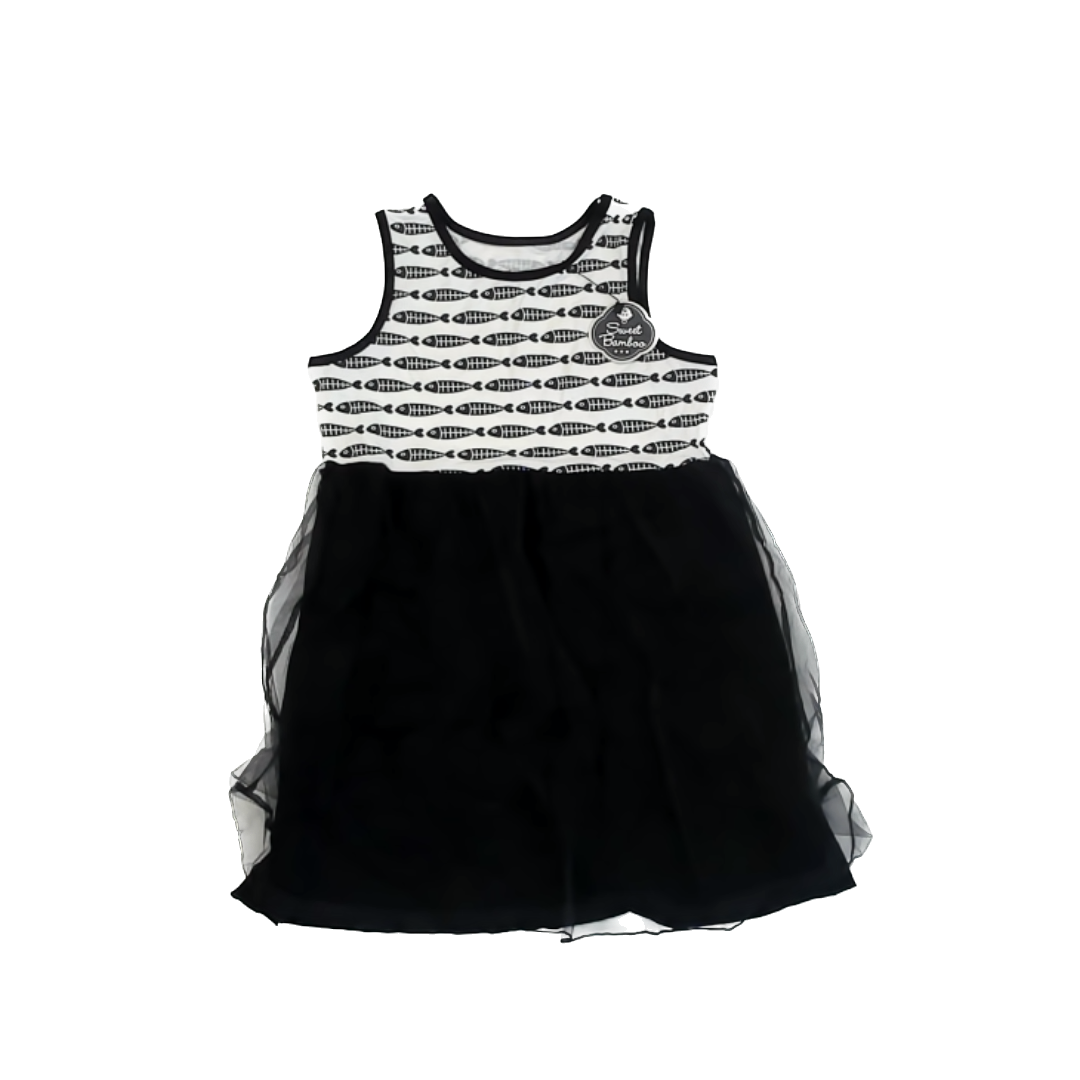 Sweet Bamboo Girls Black | White Dress Size: 8 Years Black | White