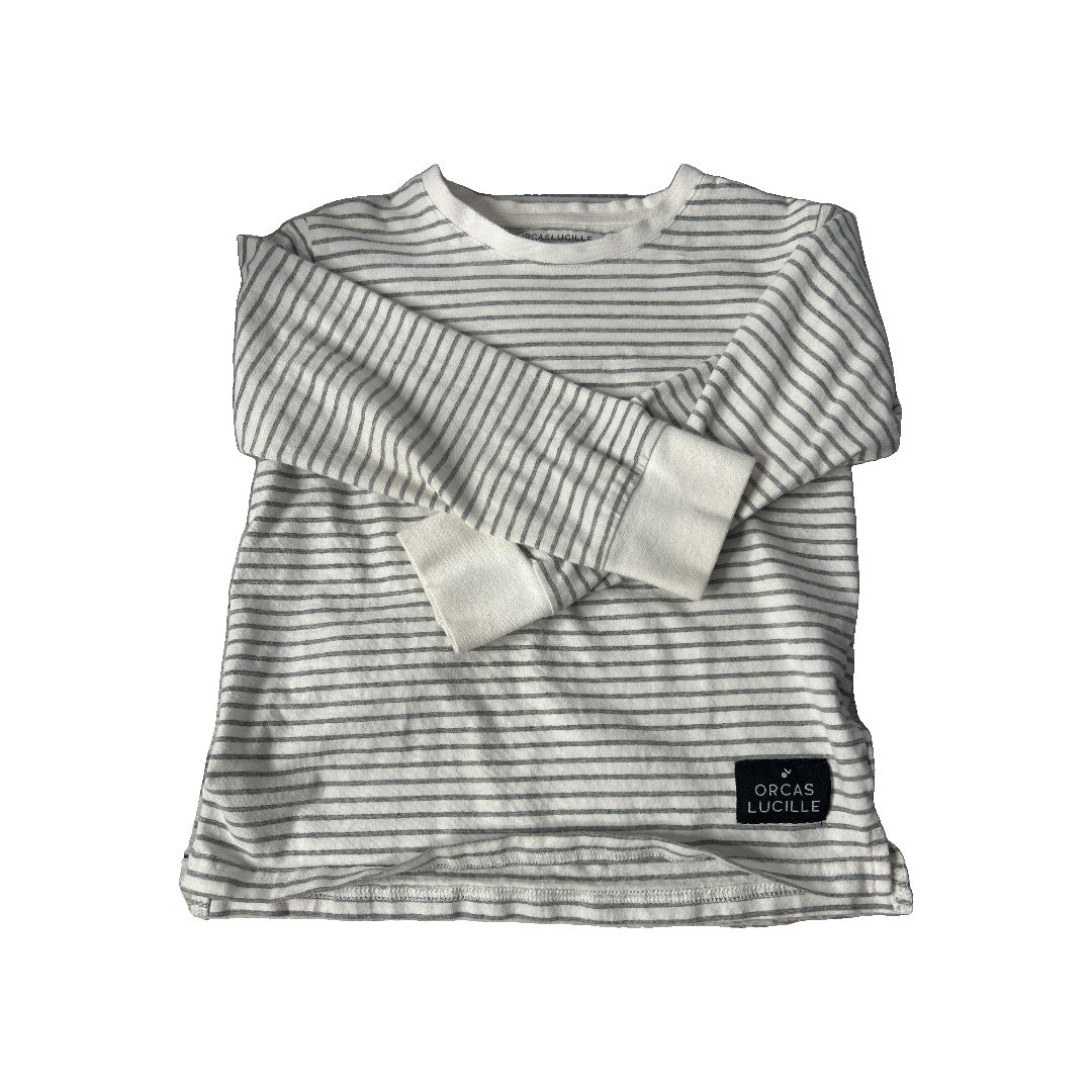 Unisex Black | White Long Sleeve Shirt Size: 3T Black | White