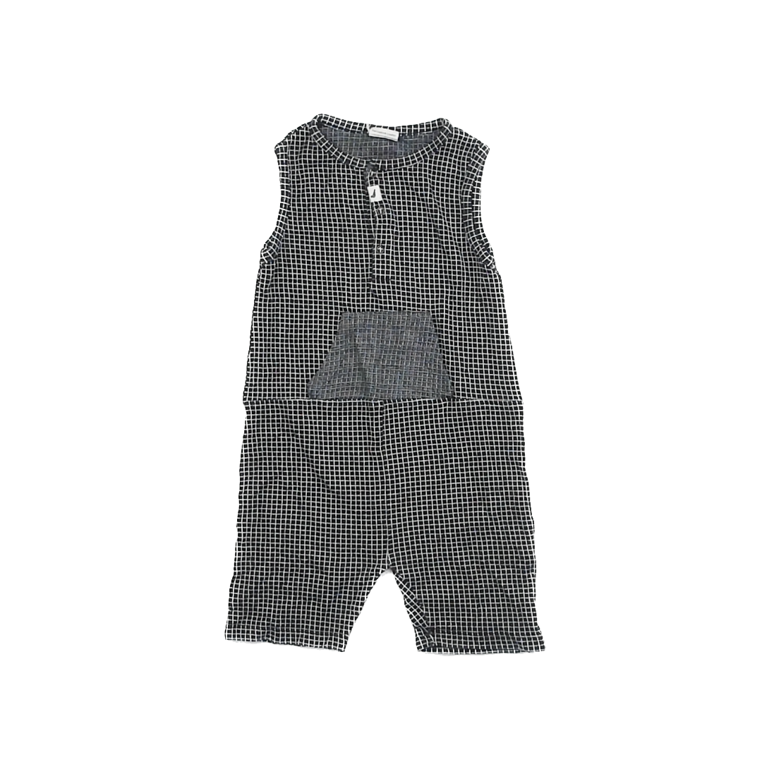 Turtledove London Unisex Black | White Romper Size: 4-5T Black | White