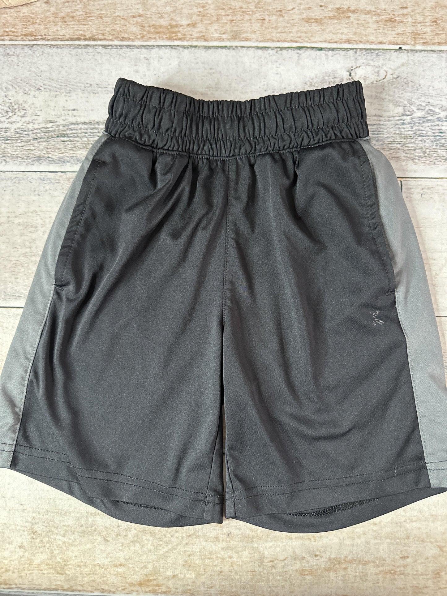 Boys Black Shorts Size: 4T Black