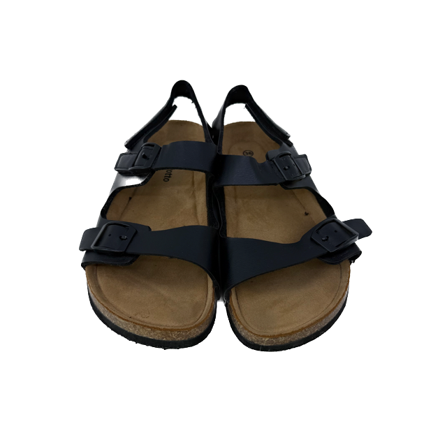 Unknown Unisex black Sandals Size: Youth 4-4.5 black
