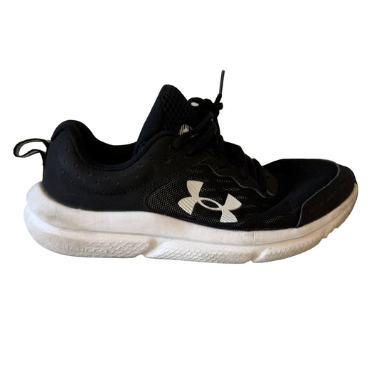 Under Armour Boys Black Sneakers Size: 5 Youth Black