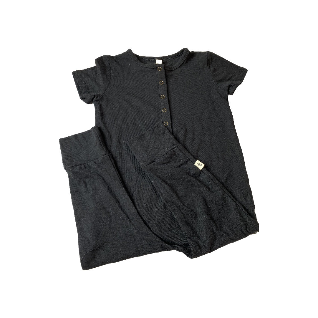 BabySprouts co Unisex Black Romper Size: 12-18 months Black