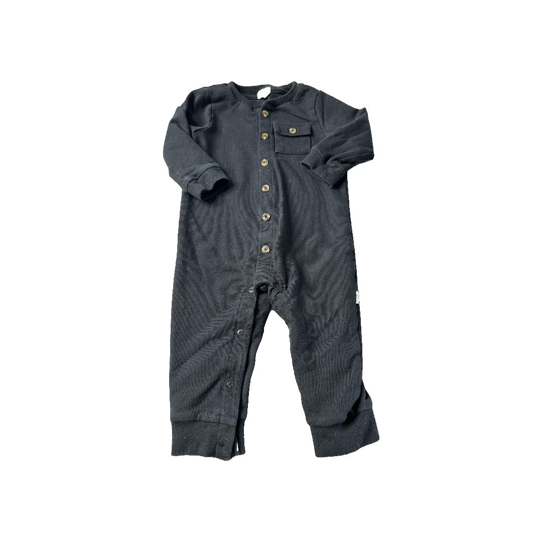 Firsts Unisex Black Long Sleeve Outfit Size: 12 months Black