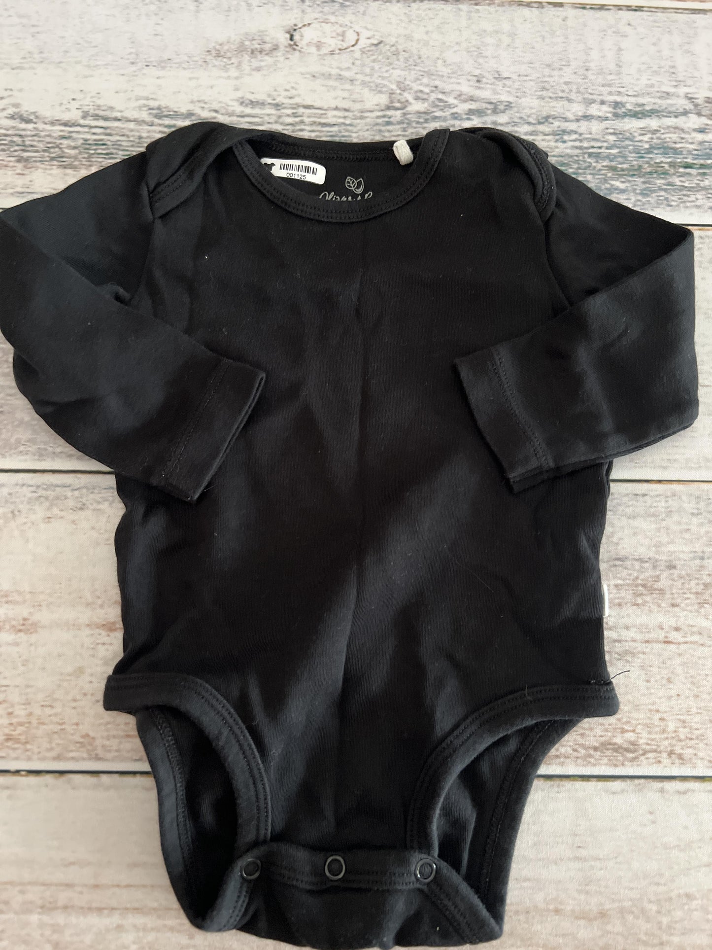 Oliver & Rain Boys Black Onesie Size: 6 months Black