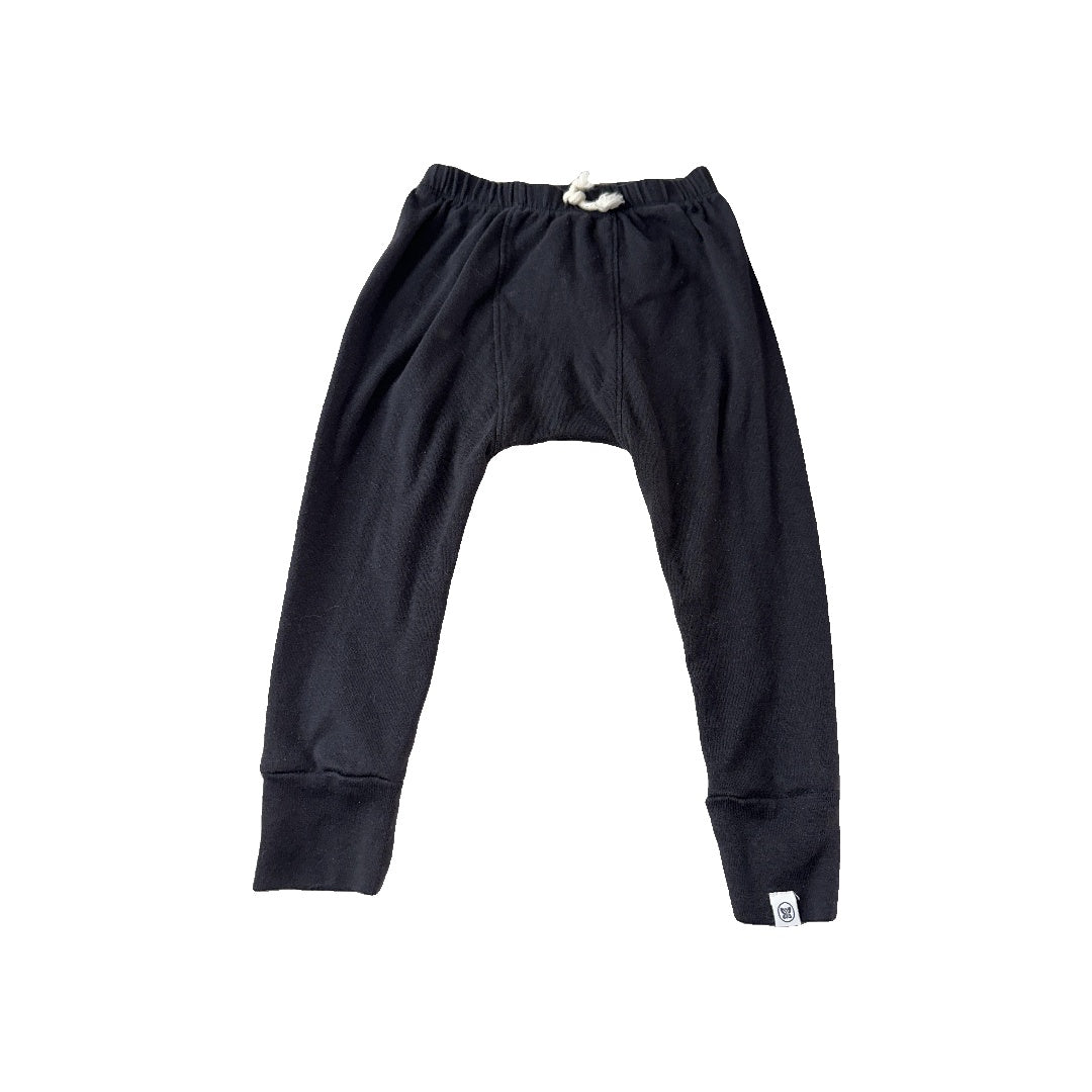 Honest co Boys Black Pants Size: 2T Black