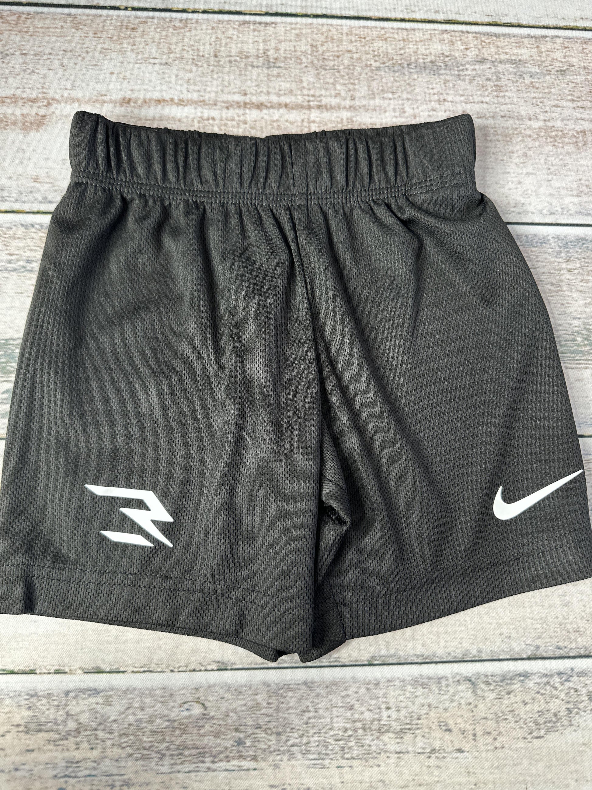 Nike Boys Black Shorts Size: 3T Black