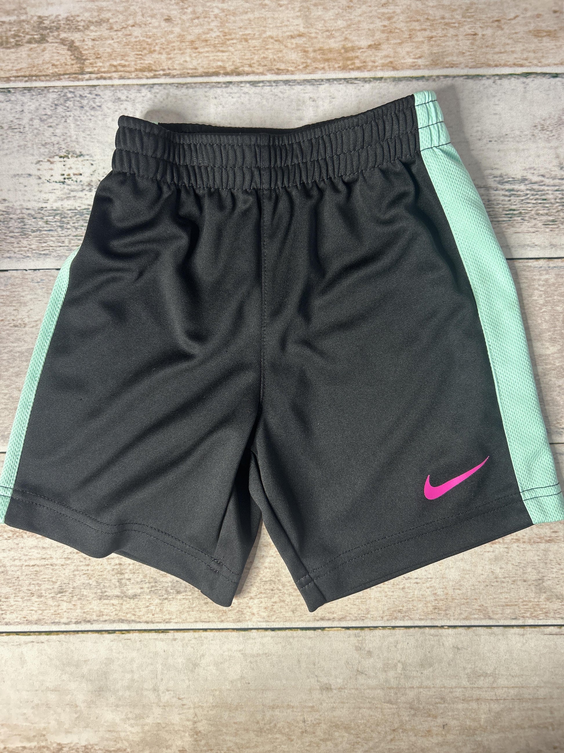 Unisex Black Shorts Size: 4T Black