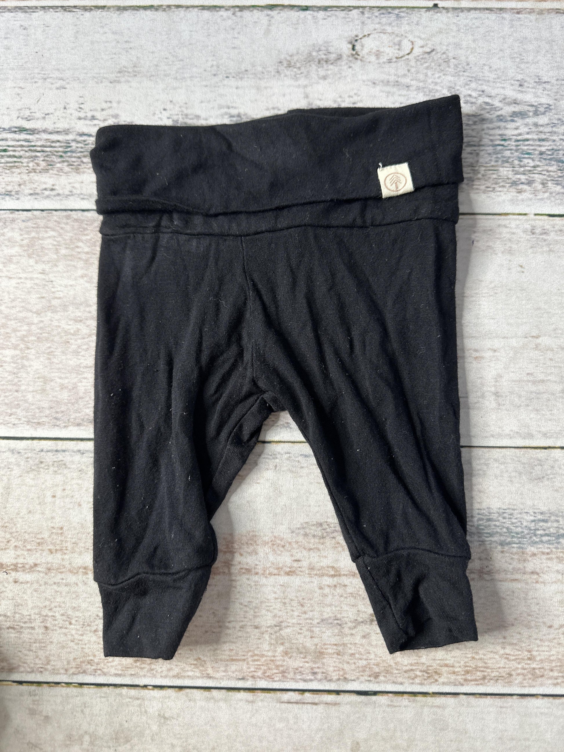 Tenth + Pine Unisex Black Pants Size: 0-3 months Black