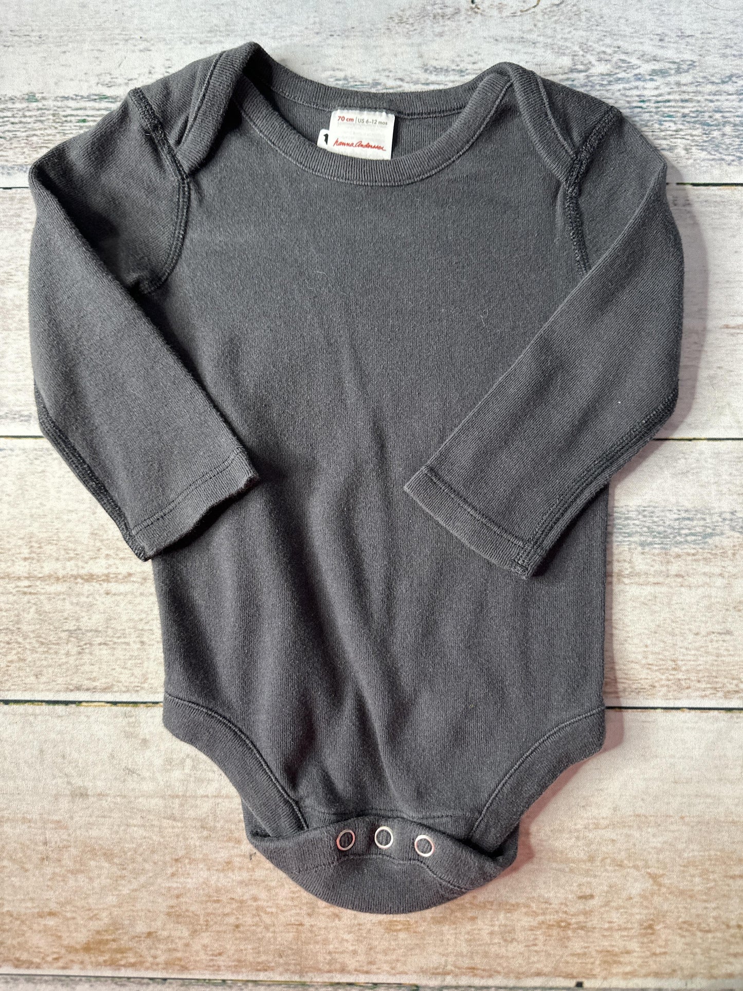 Hanna Andersson Unisex Black Onesie Size: 6-12 months Black