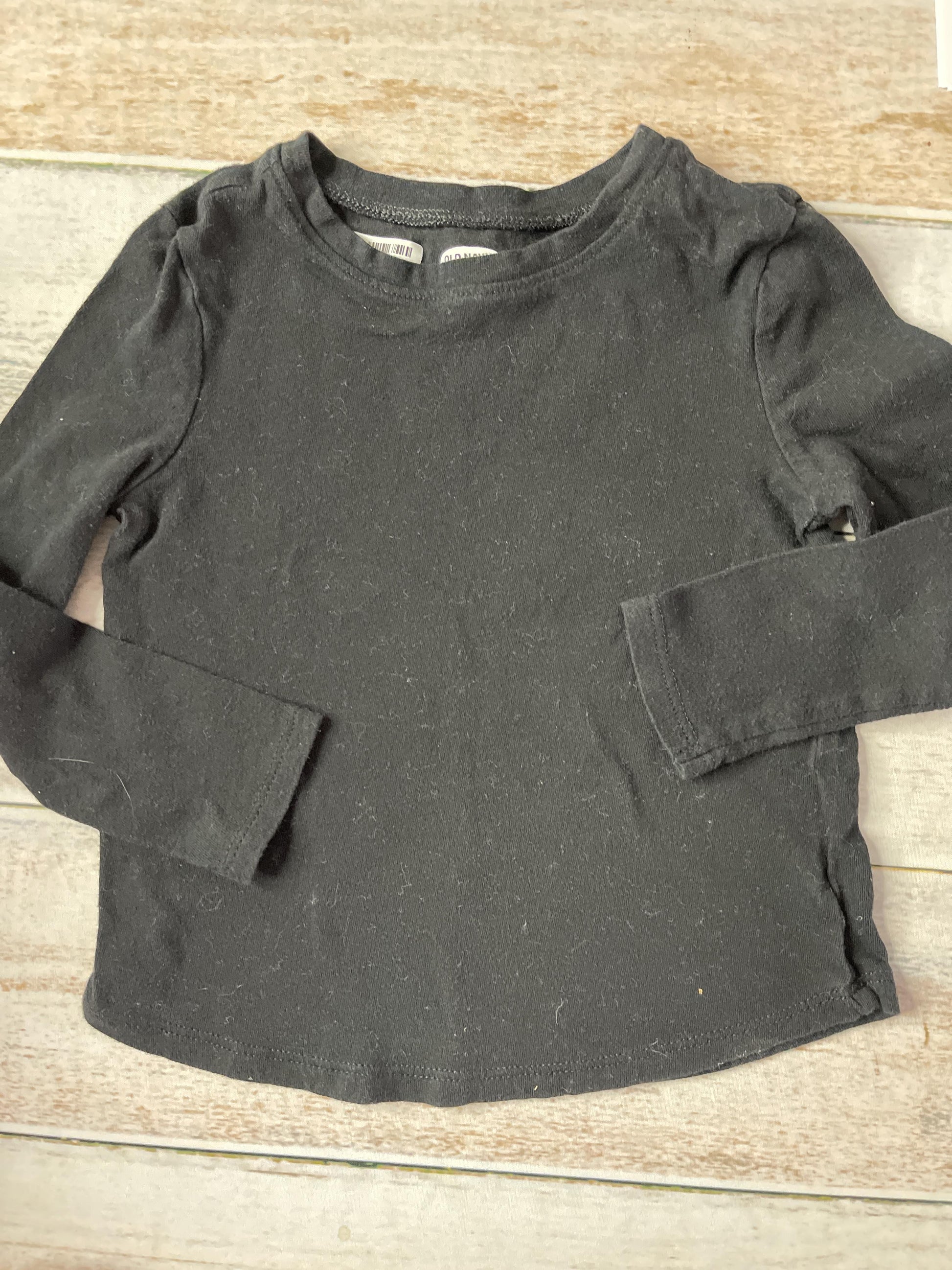 Old Navy Girls Black Long Sleeve T-Shirt Size: 2T Black