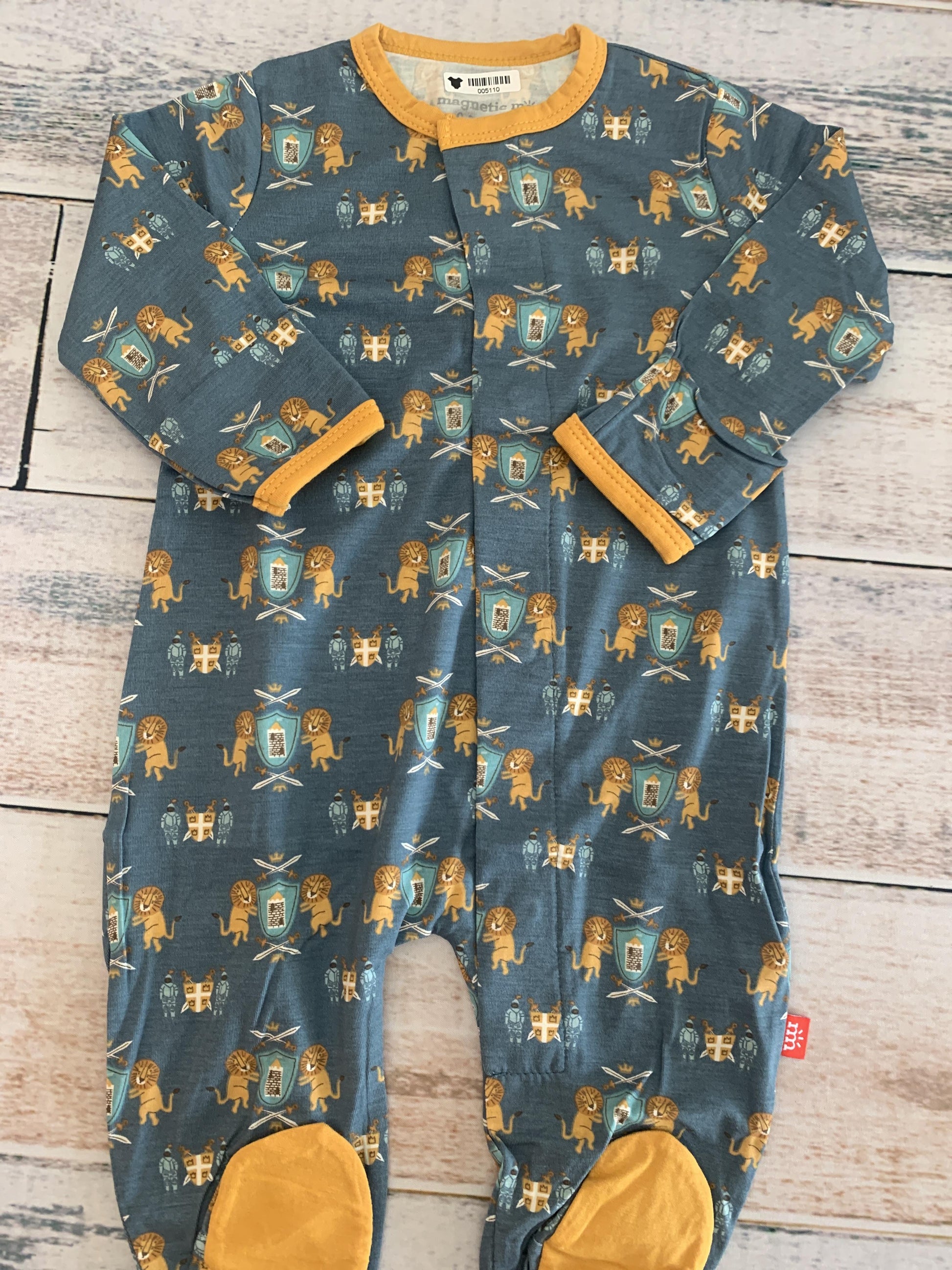 Magnetic Me Boys Blue | animals Pajamas Size: 0-3 months Blue | animals