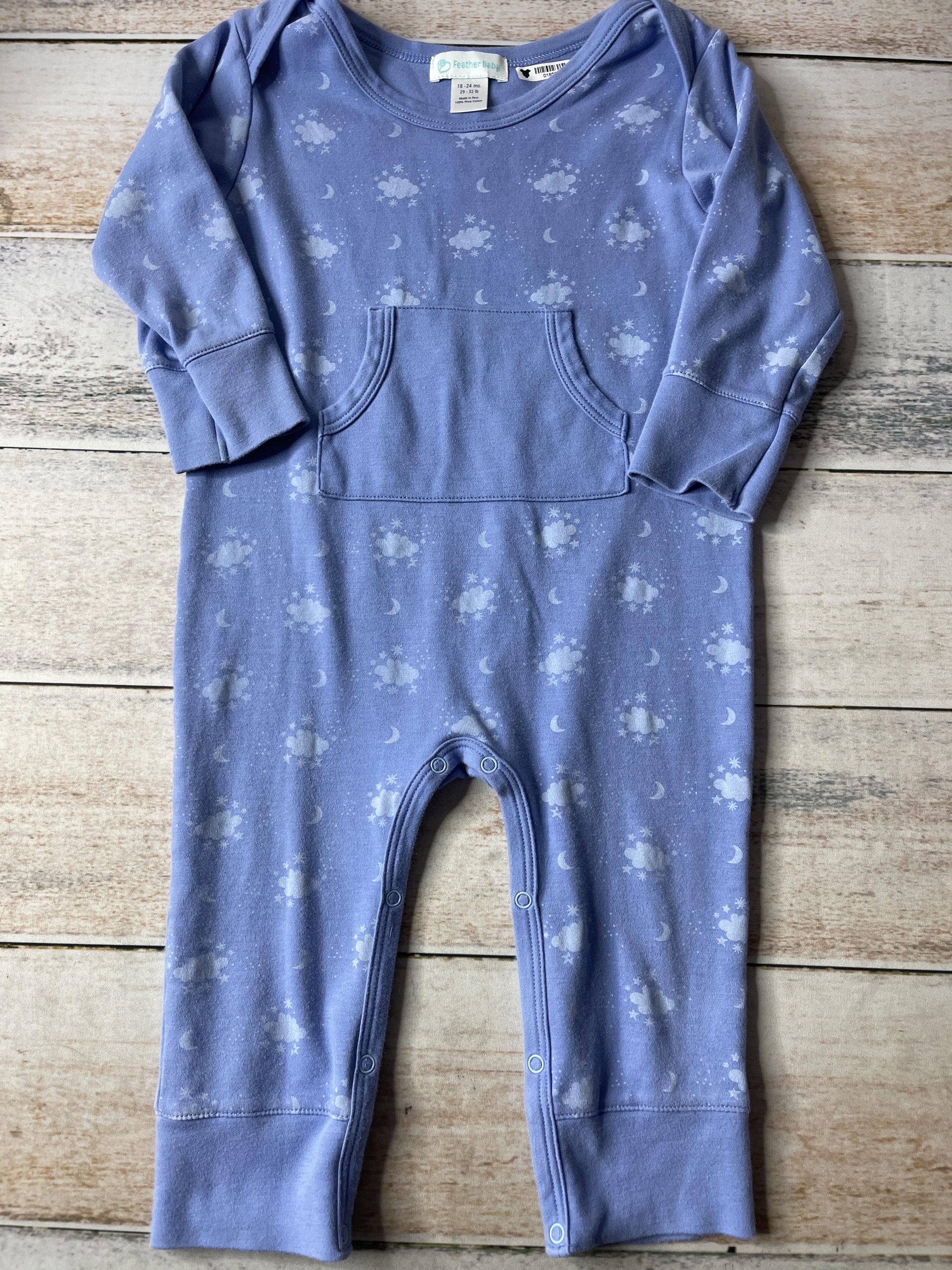 Feather Baby Boys Blue | Clouds Long Sleeve Outfit Size: 18-24 months Blue | Clouds