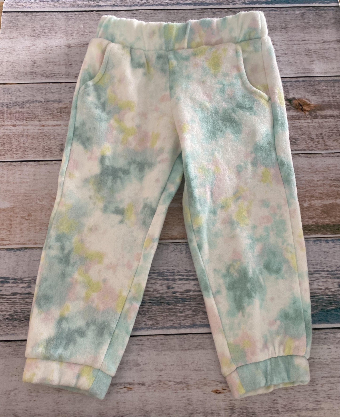 Cat & Jack Girls Blue | green | Tie Dye Pants Size: 3T Blue | green | Tie Dye