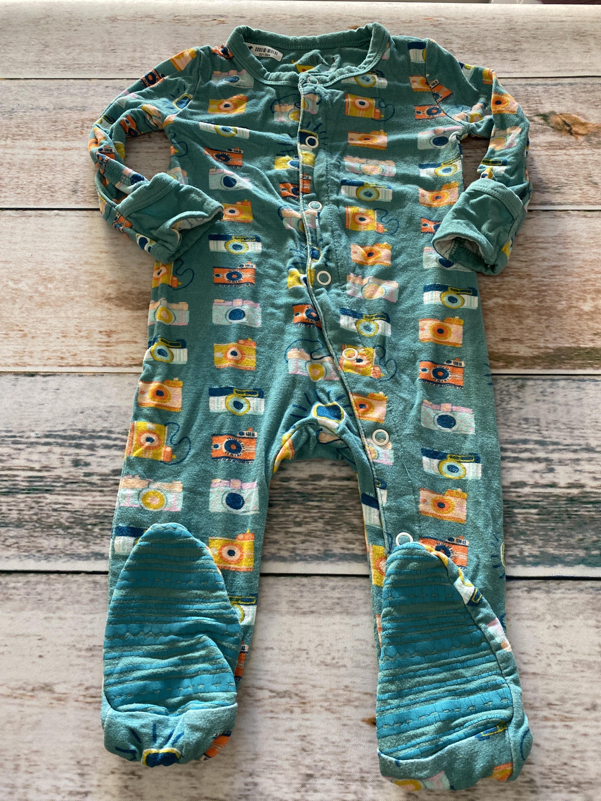 Clover Baby & Kids Unisex Blue | Pattern Pajamas Size: 3-6 months Blue | Pattern