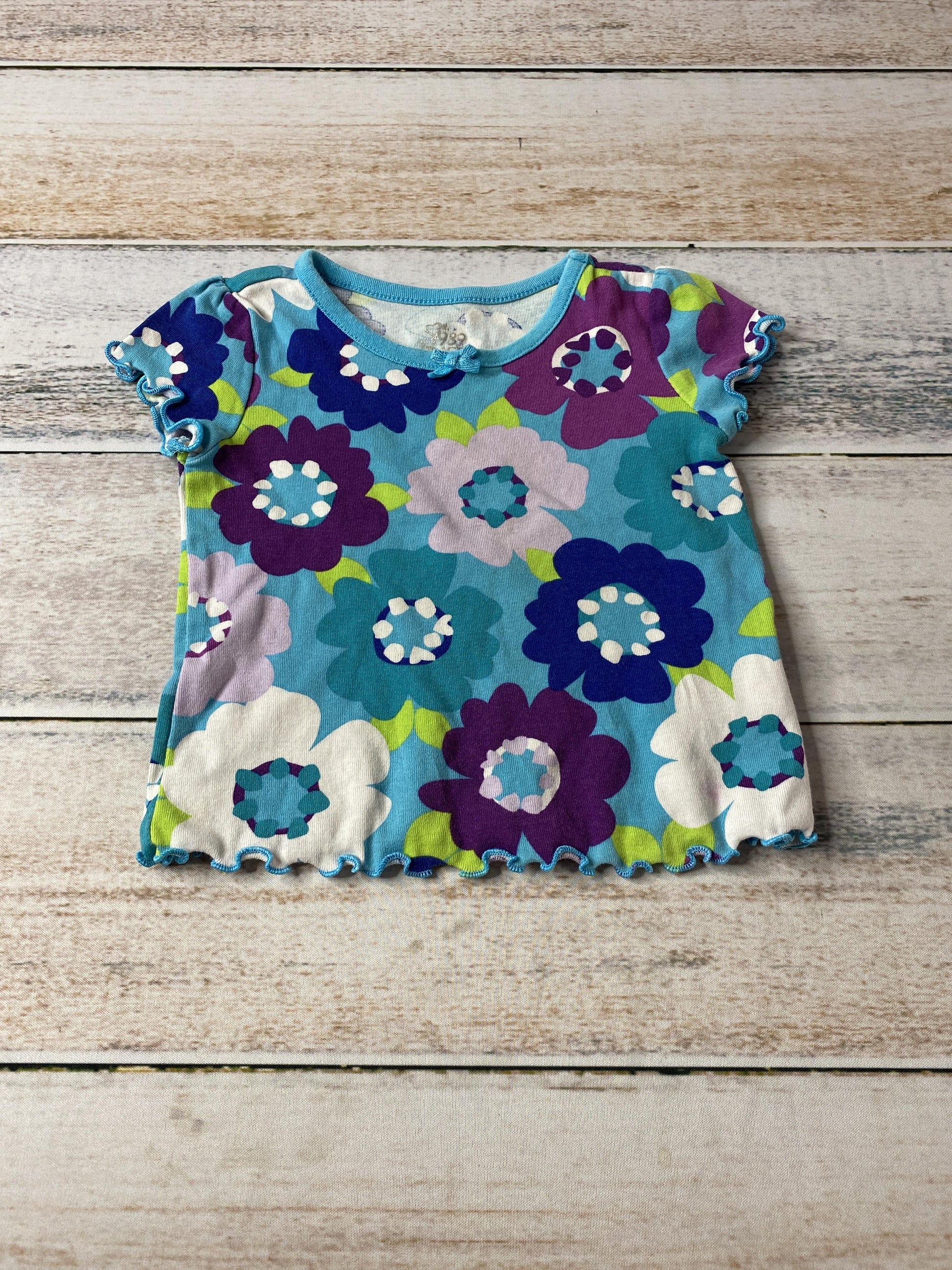 Children's Place Girls Blue | pink | purple | Flowers T-Shirt Size: 18-24 months Blue | pink | purple | Flowers