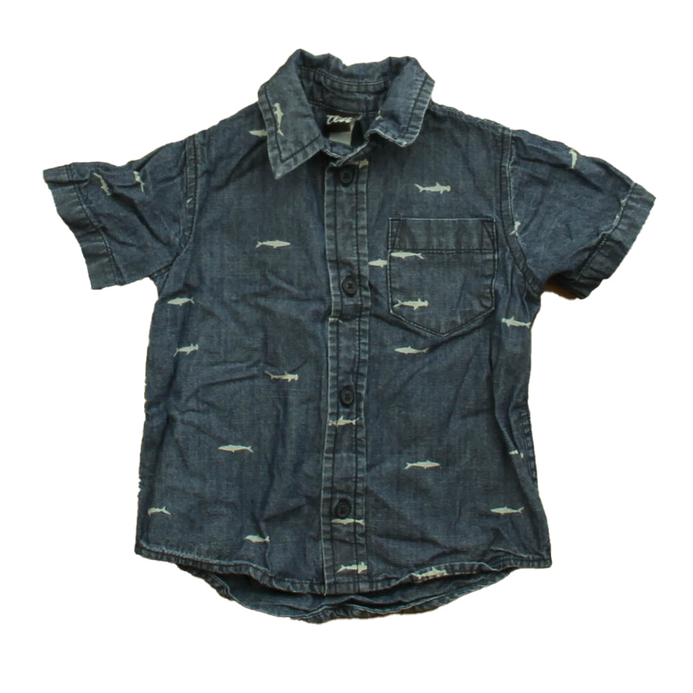 Tea Boys Blue Shark Button Down Short Sleeve Size: 2T Blue Shark