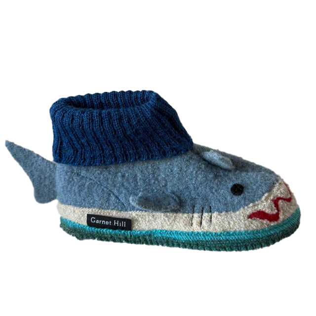 Garnet Hill Boys Blue Sharks Slippers Size: 9 Toddler