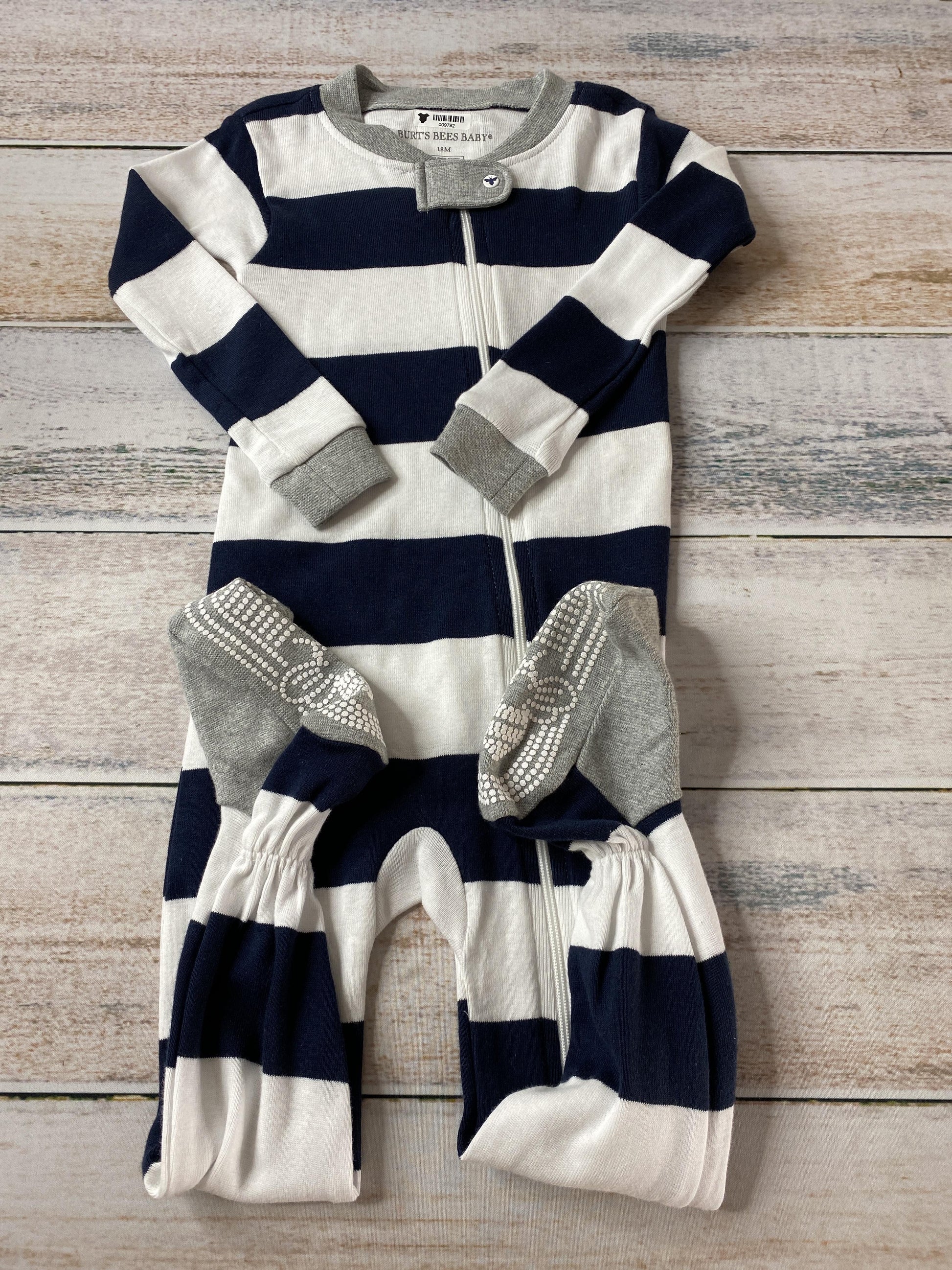 Burt's Bees Boys Blue | White | Striped Pajamas Size: 18 months Blue | White | Striped
