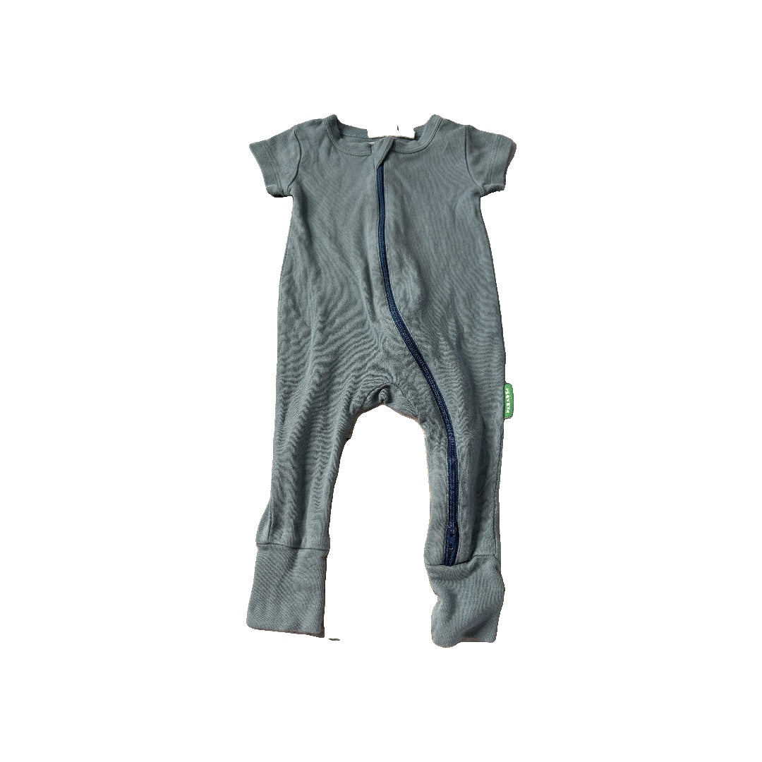 Parade Unisex Blue Romper Size: 3-6 months Blue