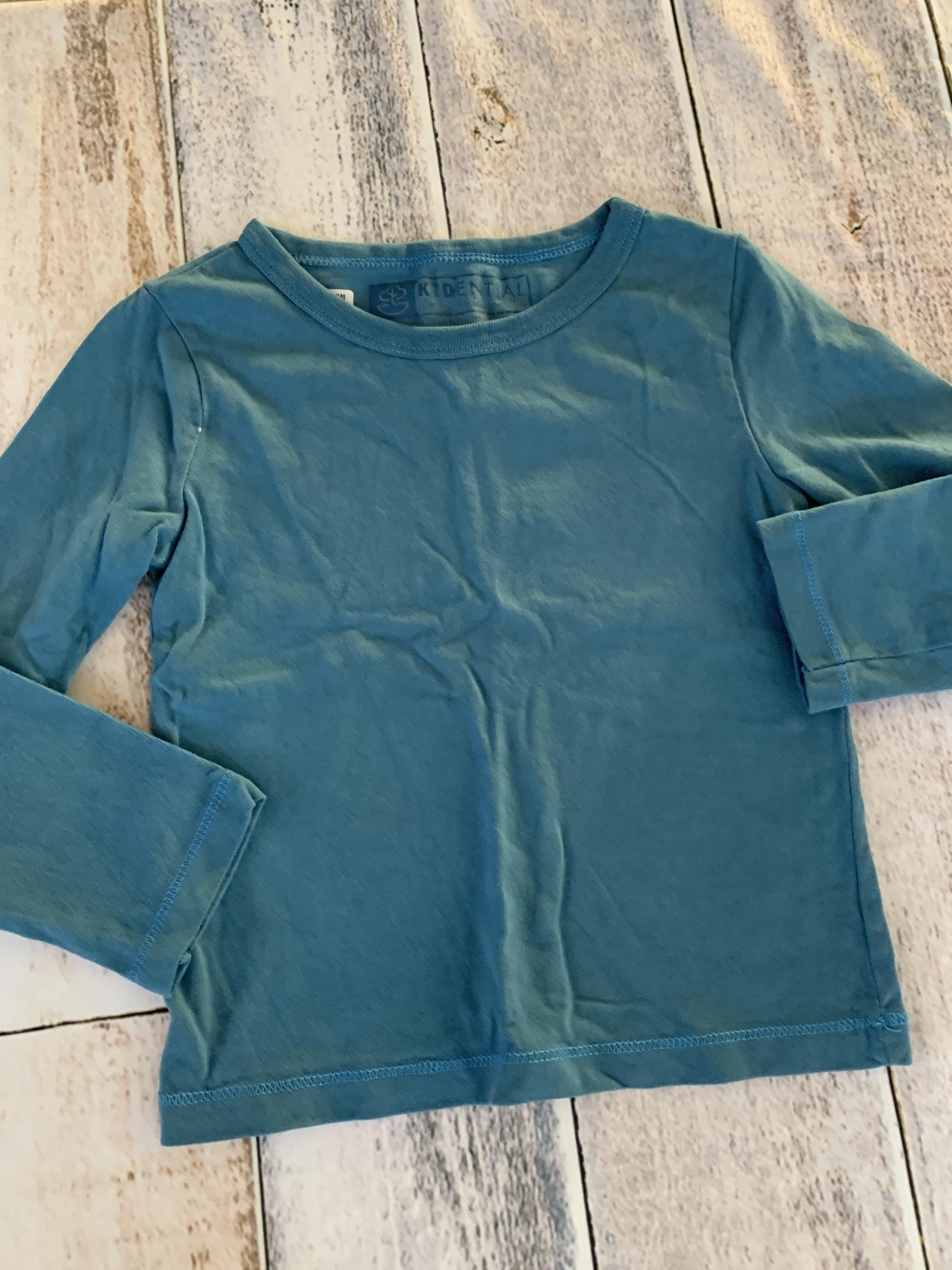 Kidential Unisex Blue Long Sleeve T-Shirt Size: 4T Blue