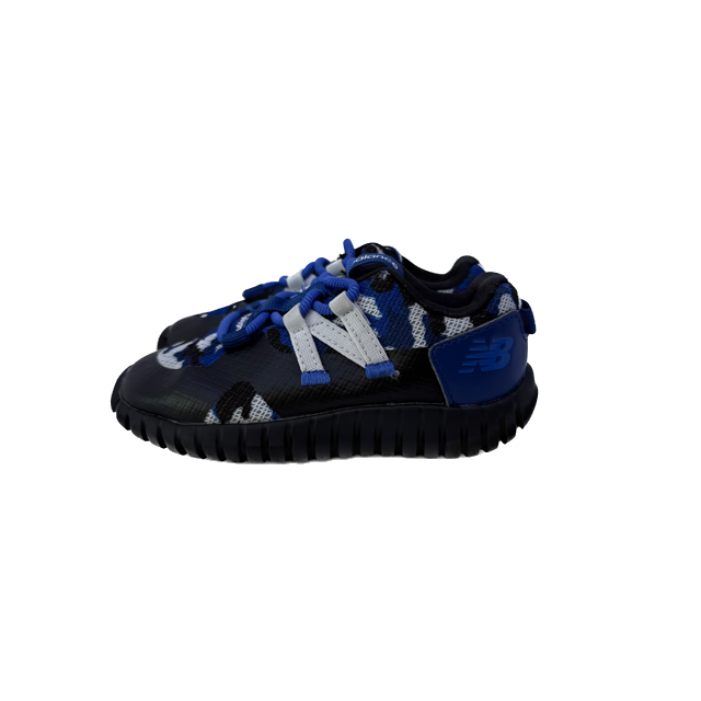 New Balance Boys Blue Sneakers Size: 8 little kid Blue