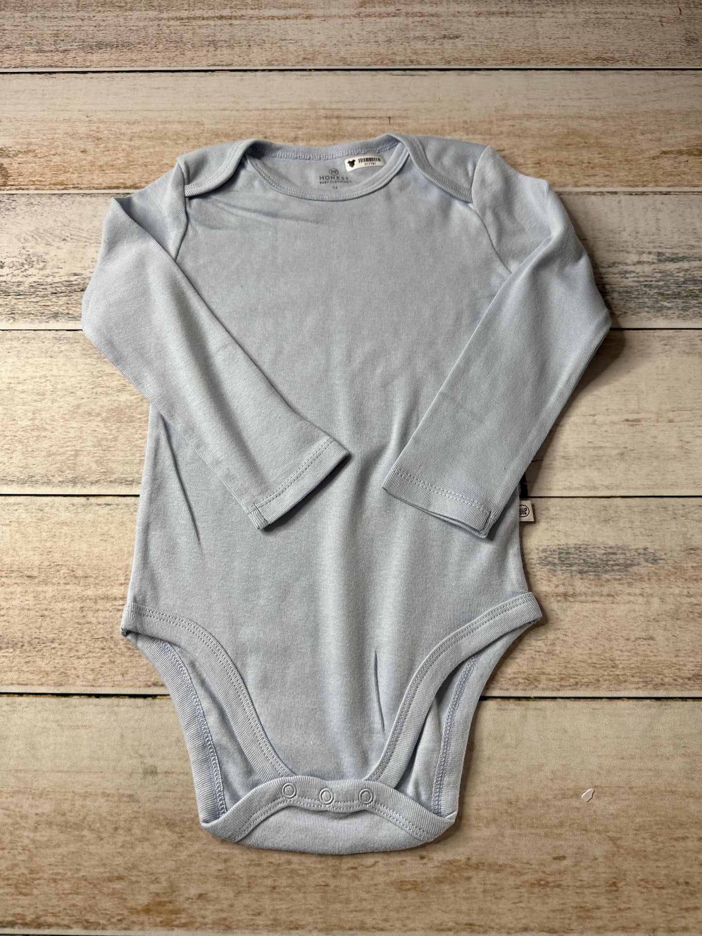 Honest co Unisex Blue Onesie Size: 24 months Blue